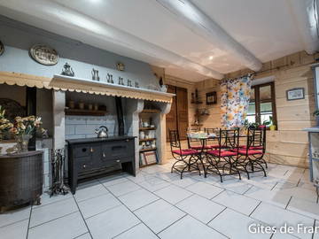 Chambre D'hôte Vernet-La-Varenne 93880-5