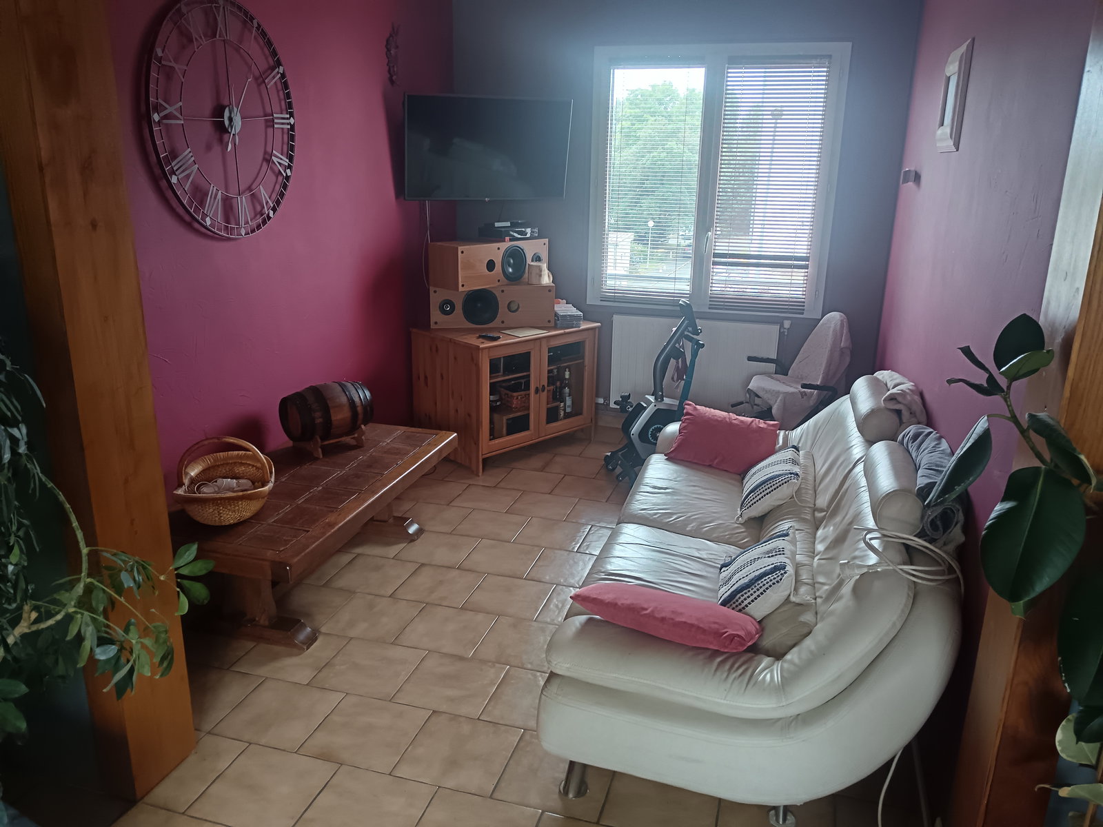 Homestay Sainte-Geneviève-des-Bois 661510