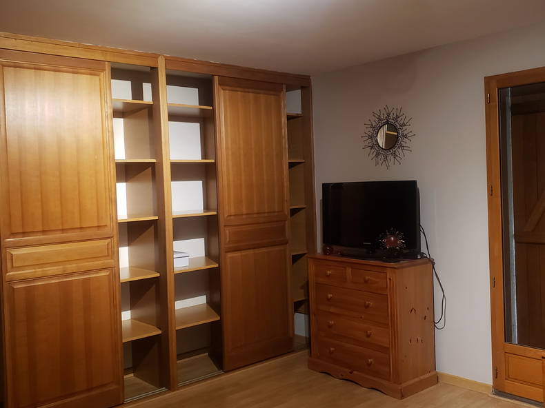 Homestay Vaux-le-Pénil 298498-1