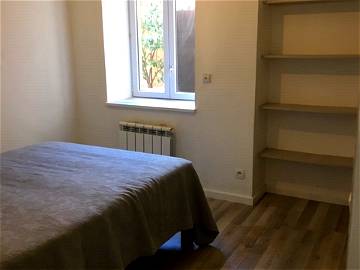 Roomlala | Room For Rent Grezieu La Varenne