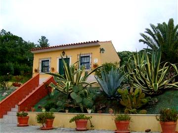 Roomlala | Room For Rent - Holidays In Portugal