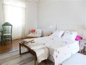 Room For Rent Montignac 70227-1