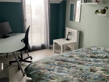 Room For Rent Les Ulis 382824-1