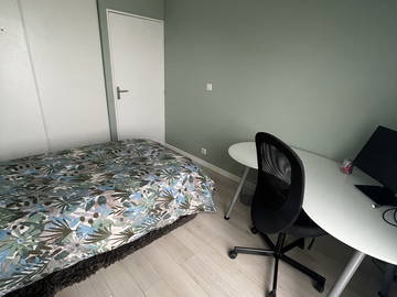 Room For Rent Les Ulis 382824