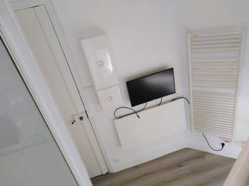 Logement entier à louer à Paris - autre pièce-2