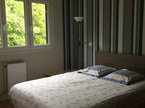 Habitación En Alquiler En Casa