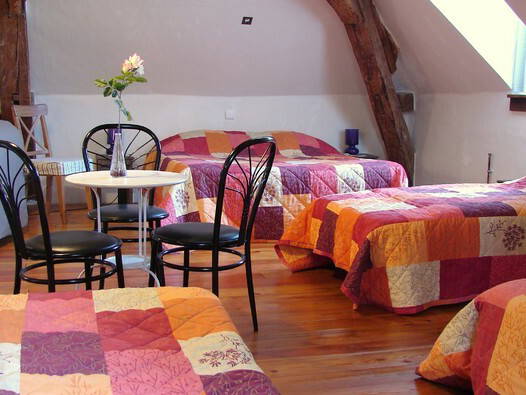 Homestay Fontaine-Française 49978