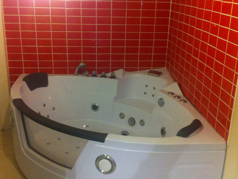 Hospedagem Em Casa De Família Pierre-Buffière 73999-1