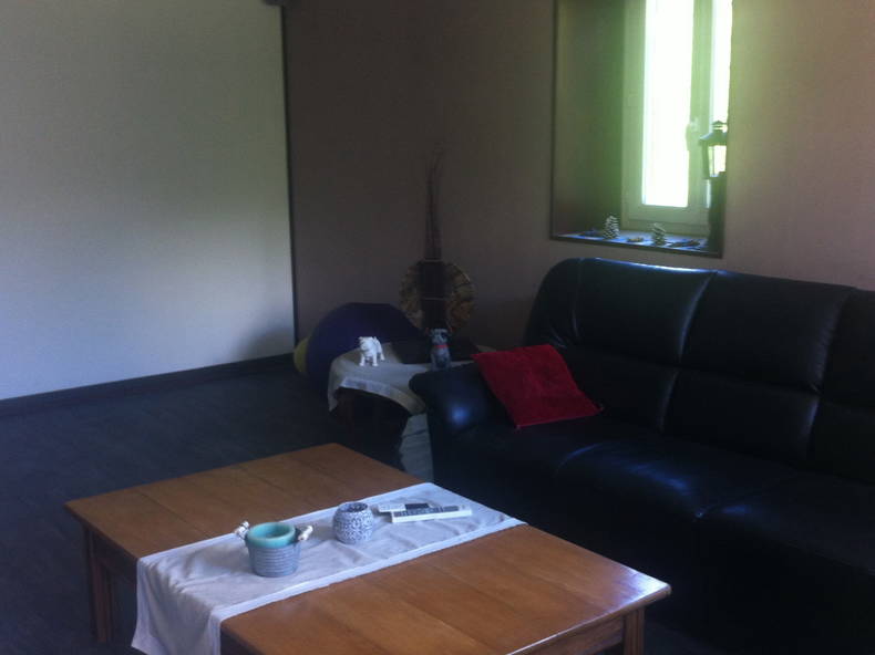 Hospedagem Em Casa De Família Pierre-Buffière 73999-4