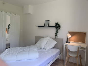 Roomlala | Room for rent in a shared apartment in La Roche-Sur-Yon