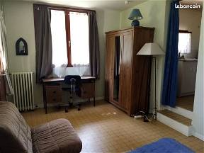 Chambre à louer dans appartement 52 m2 rdc maison (2 chbres)