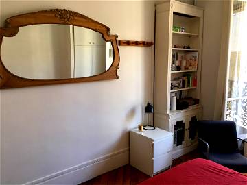 Roomlala | Room For Rent In Apartment Paris 17