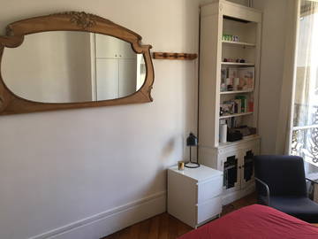 Roomlala | Room For Rent In Apartment Paris 17