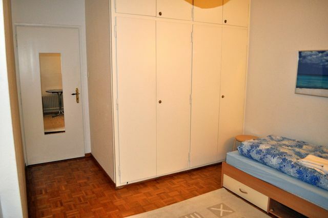 Homestay Carouge 49099