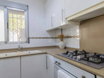 Colocation València 651933-8