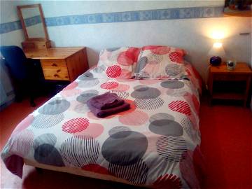 Roomlala | Room For Rent In Family House, 15 Minutes From Amiens