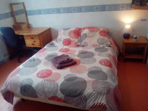 Room For Rent In Family House, 15 Minutes From Amiens