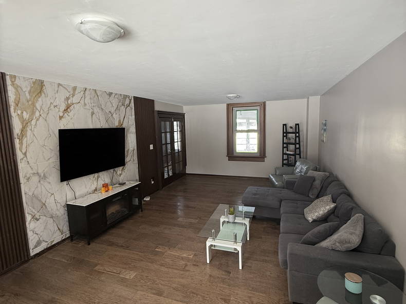 Homestay Georgina 495001-2