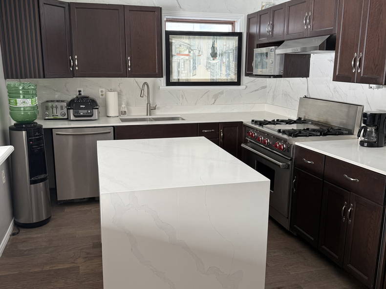 Homestay Georgina 495001-3