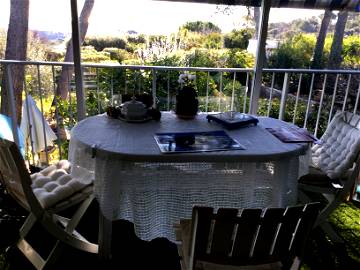 Roomlala | Room For Rent In House In Antibes