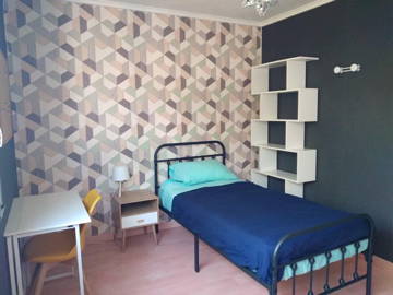 Roomlala | Room for rent in Miribel near Lyon 20 minutes