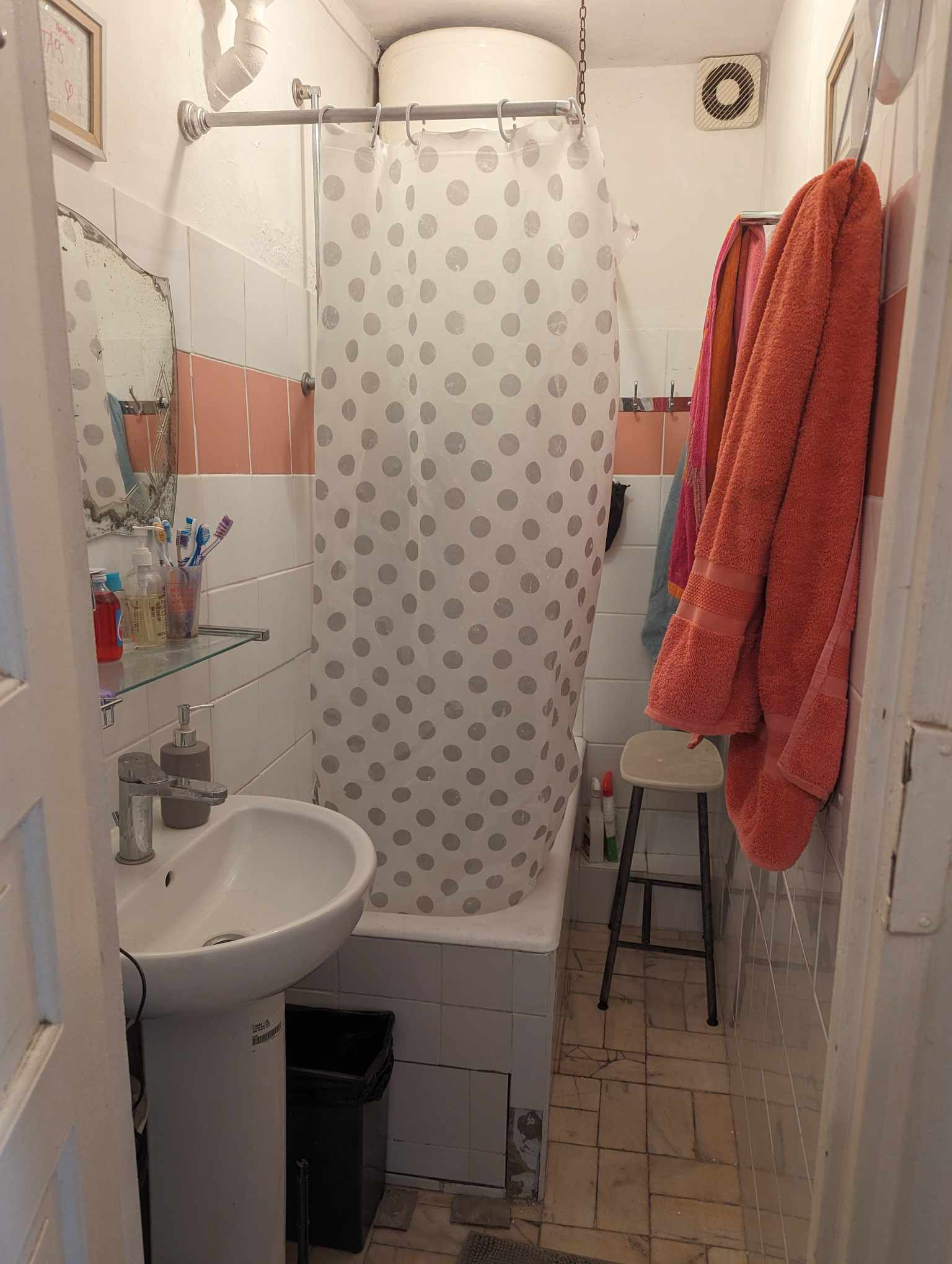 Homestay Paris 676212