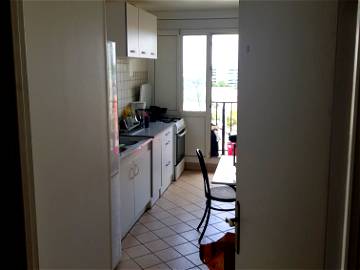 Roomlala | Room for Rent in Nanterre