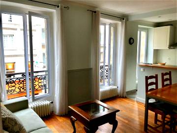 Roomlala | Room For Rent In Paris