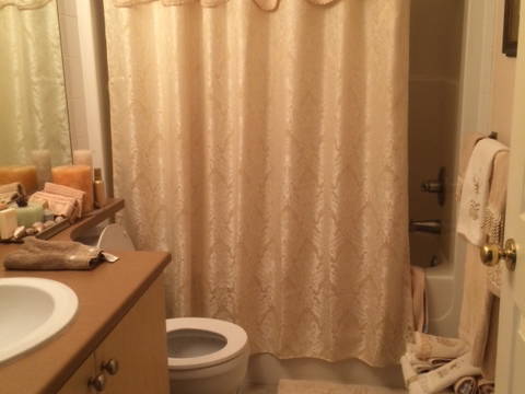 Homestay Port Moody 228088-2