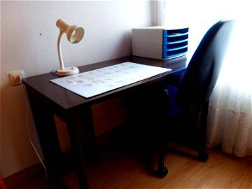 Roomlala | Room For Rent In Salamanca City Center