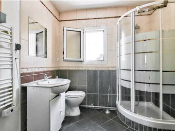 Shared Accommodation Dugny 389096-8