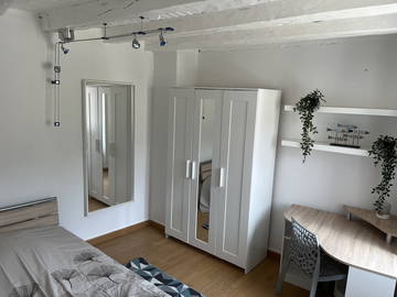 Shared housing for rent in Sergy - photo 8 : Bedroom-8