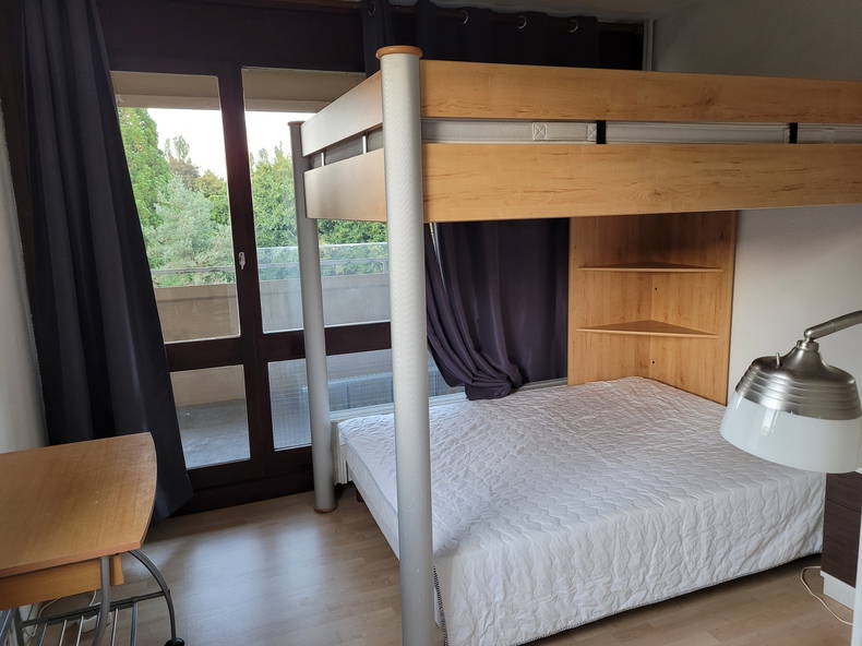 Kolokacja Ferney-Voltaire 263620-2