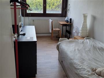 Room For Rent Ferney-Voltaire 263620