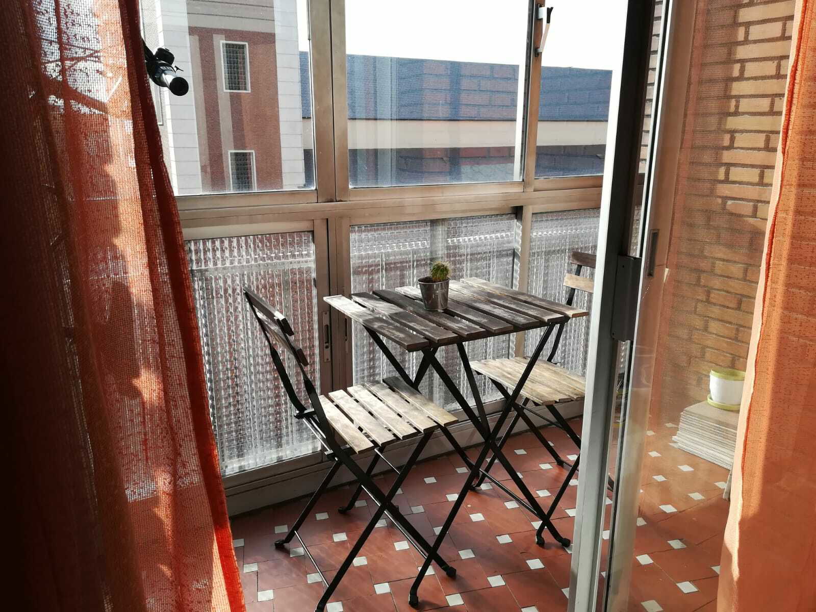 Homestay Madrid 240200