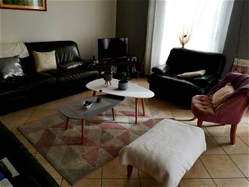 Roomlala | Room For Rent In Troyes