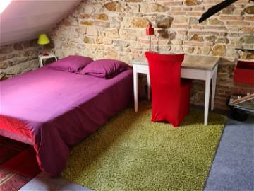 Room For Rent Vichy 240115-1