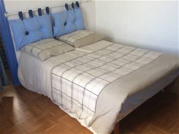 Roomlala | Room For Rent In Villa With Independent Entrance, Bourg E