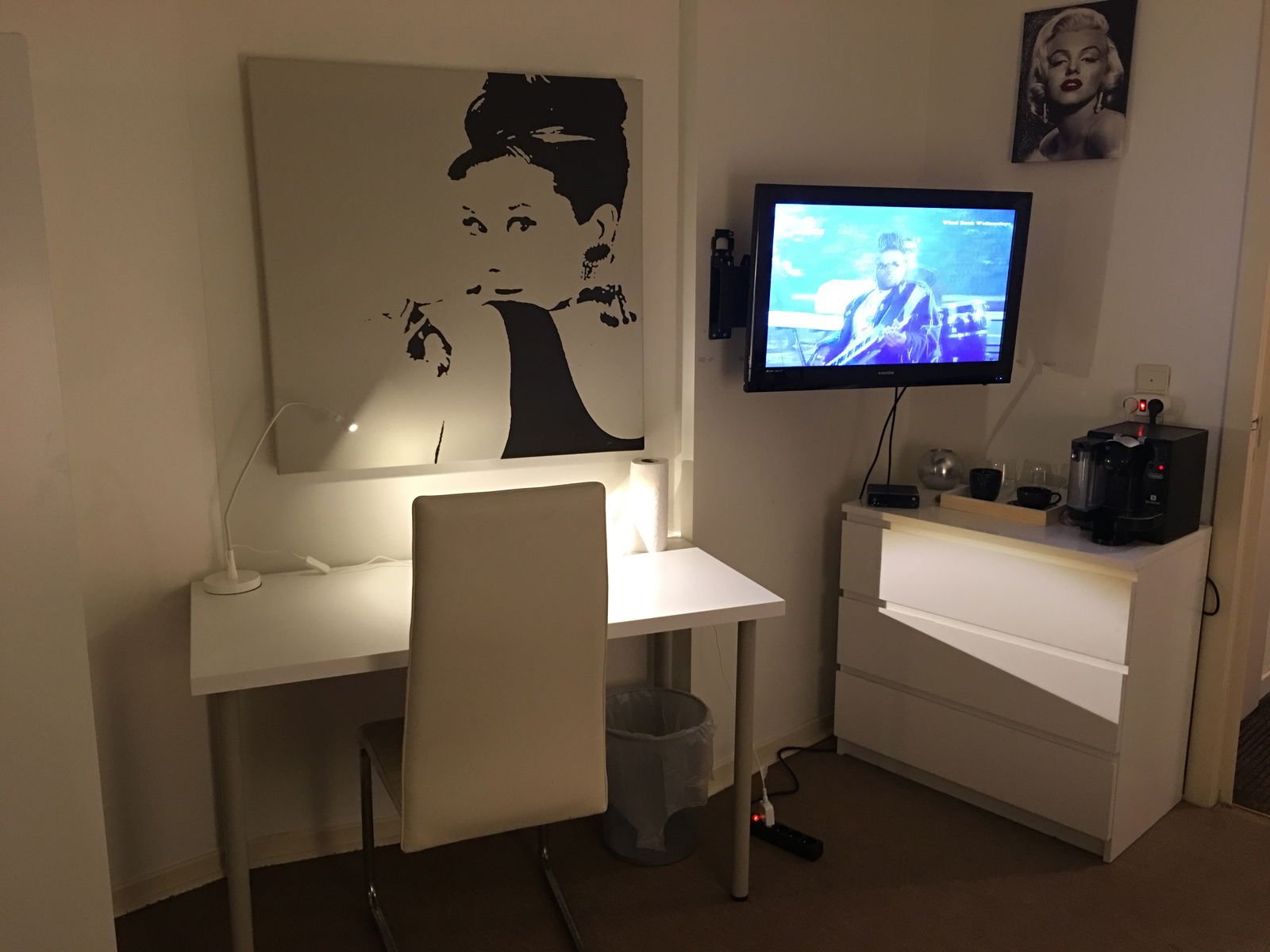 Homestay Waterloo 191201