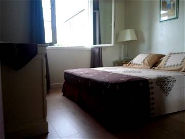 Roomlala | Room For Rent Near Bordeaux Suburbs