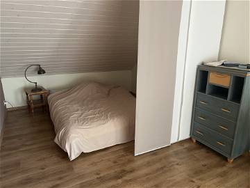Room For Rent Les Montets 396133-1