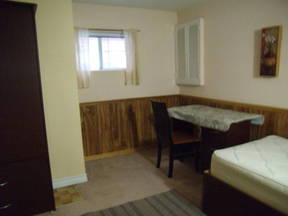 Room for rent near squre one