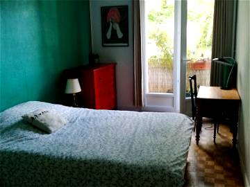 Roomlala | Room For Rent Near The Erdre