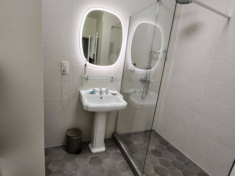 Quedarse En Casa Paris 264950-2