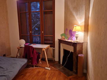 Roomlala | Room for rent, shared accommodation Clamart near RER B