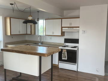 Roomlala | ROOM FOR RENT SHAWINIGAN-SOUTH