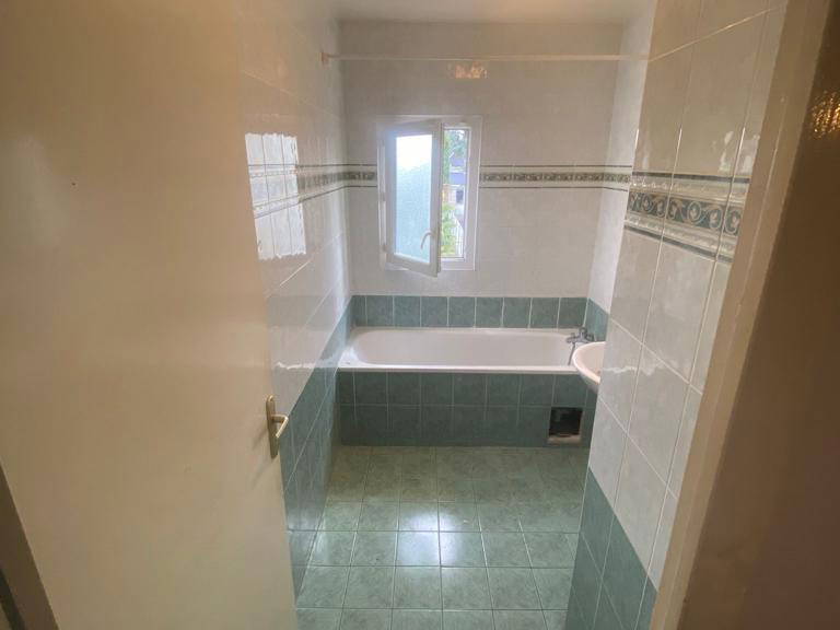 Homestay Ermont 347422-3