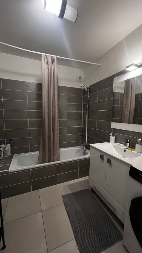 Homestay Saint-Laurent-du-Var 591870