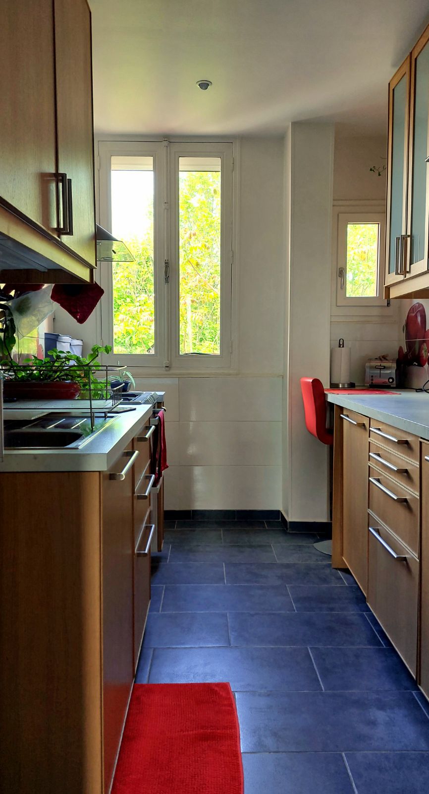 Homestay Le Bourget 670005