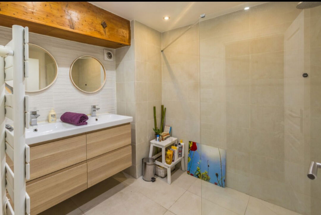 Homestay Paris 486715